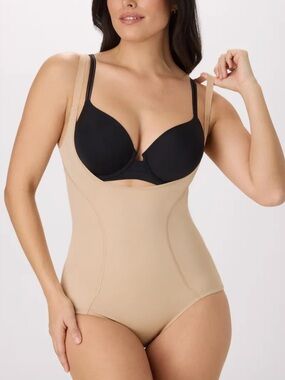 Maidenform Shapewear Bodysuit